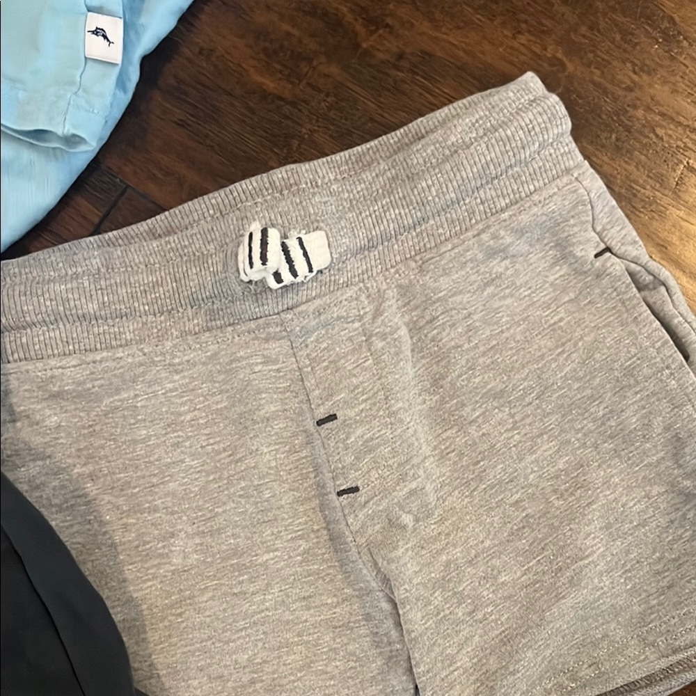 Set of 3 Matching Tommy Bahama Kids Outfits - Picture 5 of 6